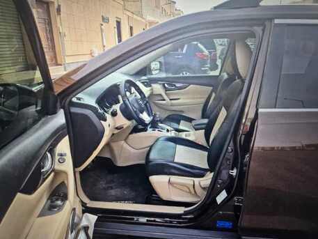 Riyadh, Vehicles, Cars & Trucks , SAR 550000,  Nissan X-Trail 2.5L,  2020,  Automatic,  100000 KM,  Nissa X-Trail , 7 Seater - Final Exit Sale, Single Owner, Petromin Services Only