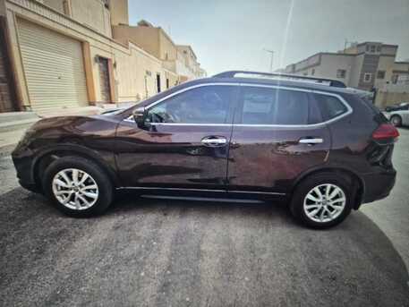 Riyadh, Vehicles, Cars & Trucks , SAR 550000,  Nissan X-Trail 2.5L,  2020,  Automatic,  100000 KM,  Nissa X-Trail , 7 Seater - Final Exit Sale, Single Owner, Petromin Services Only