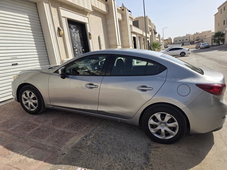 Al Aziziyah, Vehicles, Cars & Trucks , SAR 33690,  Mazda 3 2015 1.6 Liter,  2015,  Automatic,  107098 KM,  Selling My Mazda 3  ,  , Second Owner