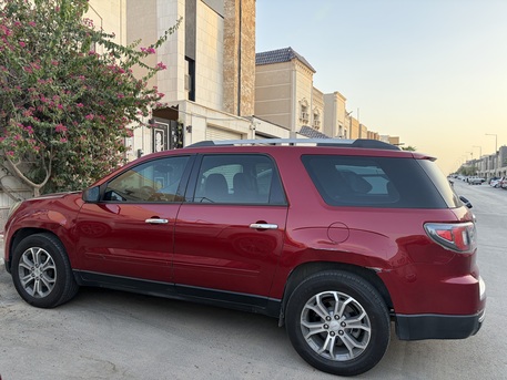 Riyadh, Vehicles, Cars & Trucks , SAR 25000,  Gmc Acadia,  2014,  Automatic,  230400 KM,  First Owner, New Istimara And Fahas