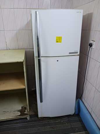 Abha, Household Items, SAR 500,  Samsung Fridge For Sale &ndash; Good Condition. Interested People Please DM Me