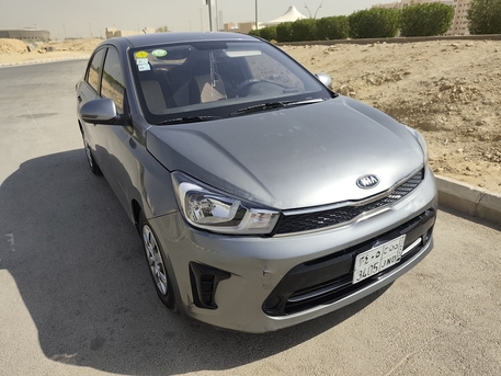 Al Masiaf, Job Seekers, PICK UP AND DROP OFF SERVICE SCHOOL CHILDREN AND TEACHERS AND OFFICE STAFF AIRPORT PICK UP
