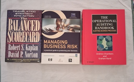 Adliya, Books, BHD 2,  27 Business Books Of Finance & Corporate Business