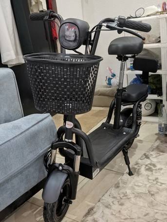 Jubail, Bicycles, SAR 1200,  Electric Kick Scooter For Adults With Front Basket, Double Seats, 10-inch Wheels (Tubeless