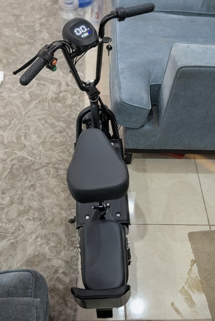 Jubail, Bicycles, SAR 1200,  Electric Kick Scooter For Adults With Front Basket, Double Seats, 10-inch Wheels (Tubeless
