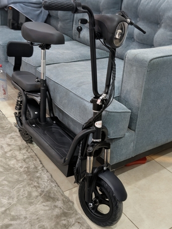 Jubail, Bicycles, SAR 1200,  Electric Kick Scooter For Adults With Front Basket, Double Seats, 10-inch Wheels (Tubeless