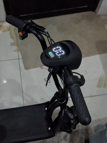 Jubail, Bicycles, SAR 1200,  Electric Kick Scooter For Adults With Front Basket, Double Seats, 10-inch Wheels (Tubeless