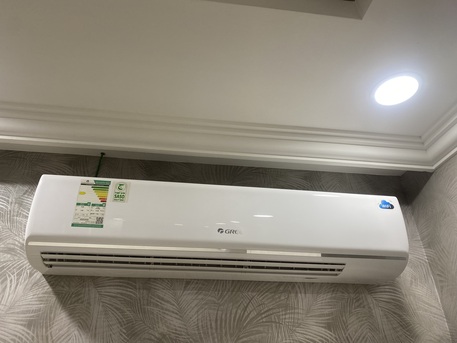 Khobar North, Air Conditioners, SAR 2500,  GREE AC  3 Ton ( 31800 Btu  ) Cold And Hot