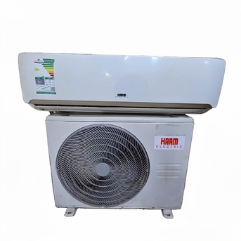 Al Malaz, Air Conditioners, SAR 1100,  Like New  Haam Gold Air-conditioner For Selling