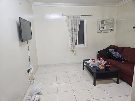 Al Sulaymaniyyah, Apartments, Flats, Houses & Villas, SAR 2700/month,  Furnished,  2 BR,  2BHK Family Flat Available With Household Items At 2700 SAR Monthly (Final Exit)