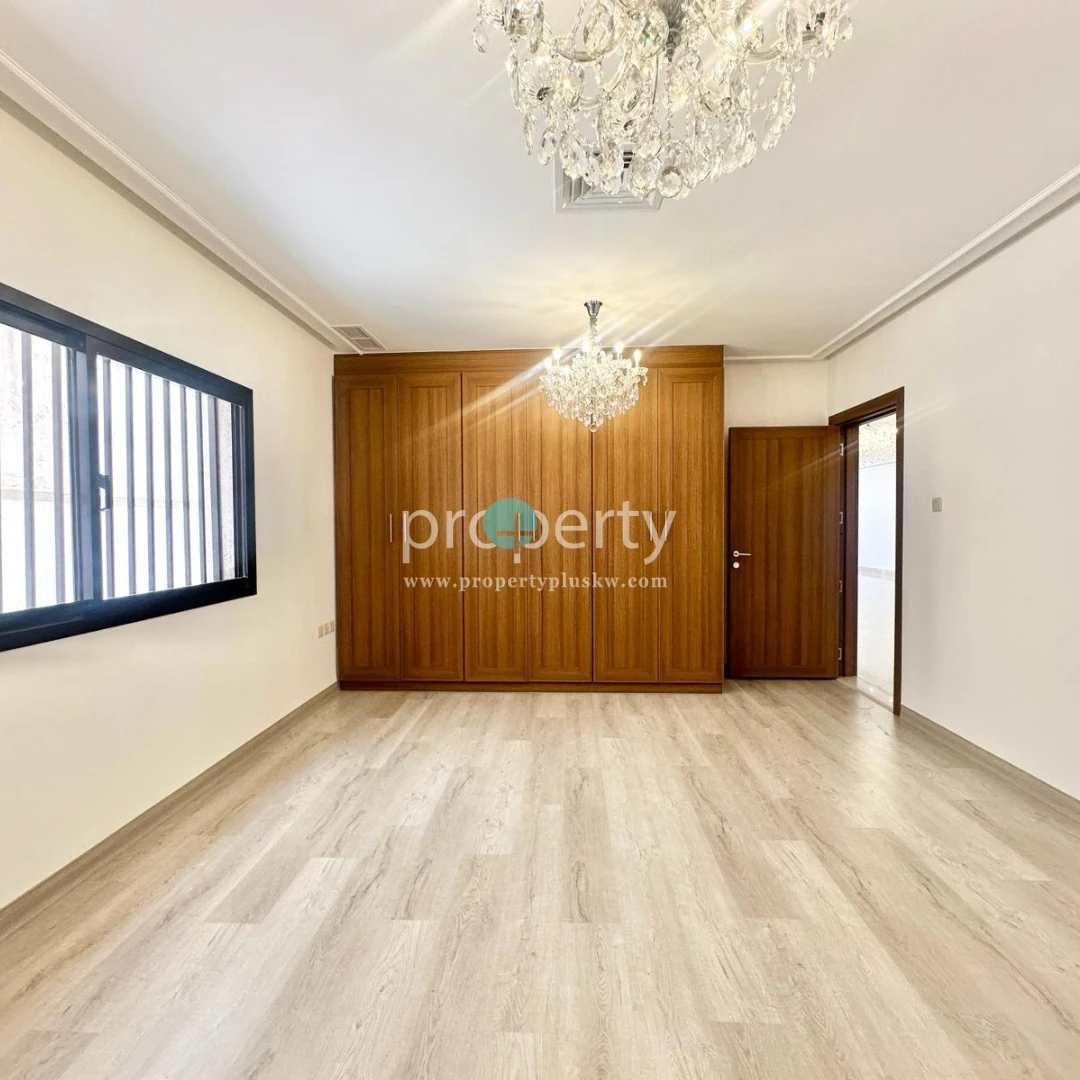Kuwait City, Villas, KWD 3000,  Renovated Villa For Rent In Nuzha,Kuwait City