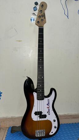 Riyadh, Musical Instruments, SAR 500,  Bass Guitar (Cheap But Good For Jamming And Perform)