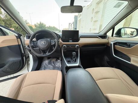 Riyadh, Vehicles, Cars & Trucks , SAR 86500,  TOYOTA RAV4 PRIME,  2024,  Automatic,  63000 KM,  2,0 LITER 4X4 WHEEL DRIVE 5
