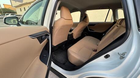 Riyadh, Vehicles, Cars & Trucks , SAR 77500,  TOYOTA RAV4,  2021,  Automatic,  110000 KM,  4X4 WHEEL DRIVE 2,0 LITER G