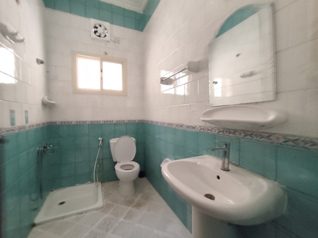 Manama, Apartments, Flats, Houses & Villas, BHD 160/year,  2 BR,  Aali:- Groundfloor 2Bhk Unfurnished Flat On Rent...