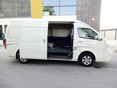 Bilad Al Qadeem, Vehicles, Cars & Trucks , BHD 2800,  FOTON HIGH ROOF VAN,  2020,  Automatic,  28000 KM,  FOTON HIGH ROOF CARGO VAN FOR SALE