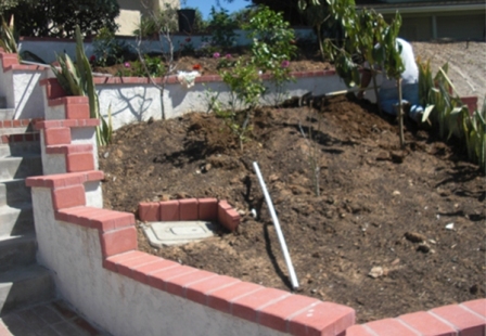 New York, Household, Concrete Retaining Walls Near Tustin