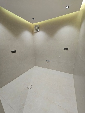 Al Rabwah, Apartments, Flats, Houses & Villas, SAR 40000/year,  3 BR,  A Spacious And Well‑maintained Apartment Is Available Inside A Private Villa, Featuring: