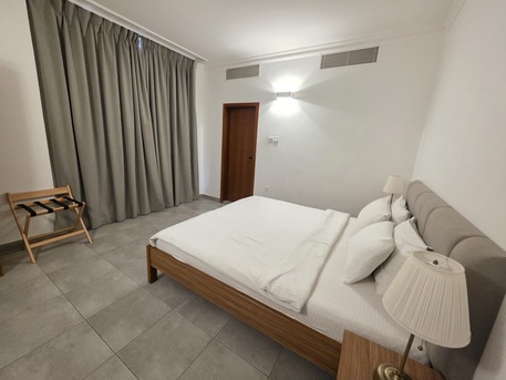Juffair, Apartments, Flats, Houses & Villas, BHD 300/month,  Furnished,  1 BR,  85 Sq. Meter,  Monthly Basis 1 Bhk Flat | Majestic And Charming | Free Wifi & H/k Service | Near Mega Mar