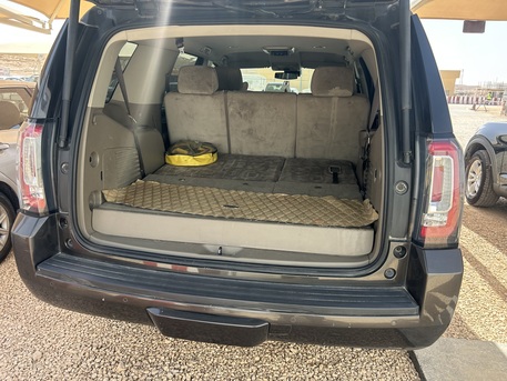 Riyadh, Vehicles, Cars & Trucks , SAR 100000,  Gmc Yukon,  2020,  Automatic,  238000 KM,  🚗 FOR SALE:   | Excellent Condition 💰 Price: 100,000 SAR 📍 Location: Riyad