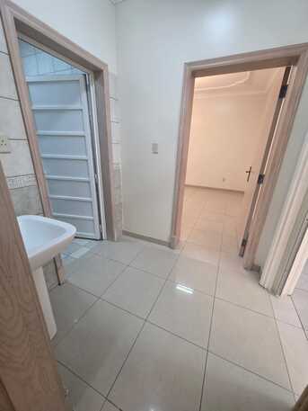 Khobar, Apartments, Flats, Houses & Villas, SAR 31600/year,  4 BR,  4 Bedrooms, A Living Room, 2 Bathrooms, And A Kitchen, Fast Floor  Elevator, Available