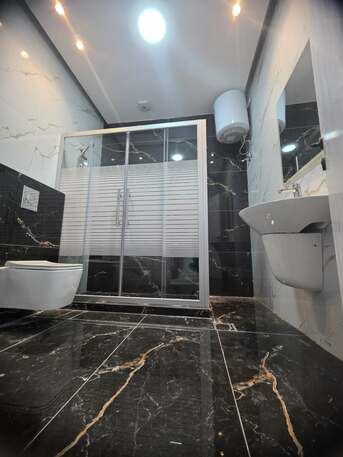 Amman, Apartments, Flats, Houses & Villas, JOD 650/month,  2 BR,  2 Berdoom Flat Shmeisani