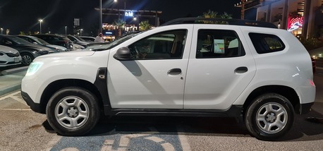 Khobar, Vehicles, Cars & Trucks , SAR 32000,  Renault Duster,  2019,  Automatic,  180301 KM,  DUSTER, Fully , Model , White, Parking Sensors. Accident Free In Amazing Cond