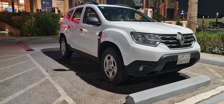 Khobar, Vehicles, Cars & Trucks , SAR 32000,  Renault Duster,  2019,  Automatic,  180301 KM,  DUSTER, Fully , Model , White, Parking Sensors. Accident Free In Amazing Cond