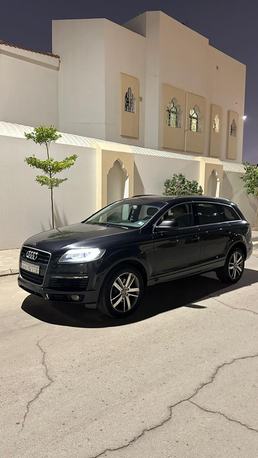 Riyadh, Vehicles, Cars & Trucks , SAR 15000,  Audi Q7 Premium,  2010,  Automatic,  350000 KM,  Audi Q7     Full Options