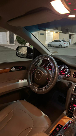 Riyadh, Vehicles, Cars & Trucks , SAR 15000,  Audi Q7 Premium,  2010,  Automatic,  350000 KM,  Audi Q7     Full Options