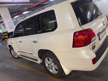 Dammam, Vehicles, Cars & Trucks , SAR 125000,  TOYOTA LAND CRUISER V8 GXR - Cash; 2015; USED,  2015,  Automatic,  280000 KM,  TOYOTA LAND CRUISER V8 GXR - Cash; ; SINGLE OWNER