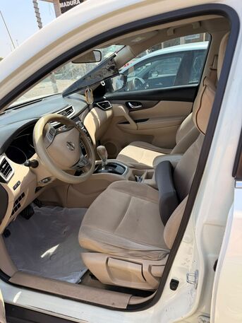 Dammam, Vehicles, Cars & Trucks , SAR 33500,  Nissan X-trial,  2015,  Automatic,  365000 KM,  For Sale: Nissan X-Trail  &ndash; White  Model: Nissan X-Trail Year:  Color: White Milea