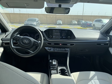 Khobar, Vehicles, Cars & Trucks , SAR 64000,  Hyundai Sonata,  2022,  Automatic,  82000 KM,  Sonata  Silver 82000km 64000SAR 0559458352