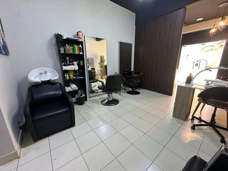 Manama, Shops, BHD 400,  Laides Salon For Sale