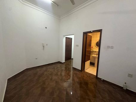 Gudaibiya, Apartments, Flats, Houses & Villas, BHD 150,  1 BR,  Gudaibiya:- Studio Unfurnished  Flat For Rent With A/C.  Bd 150/- With Unlimited Ewa.