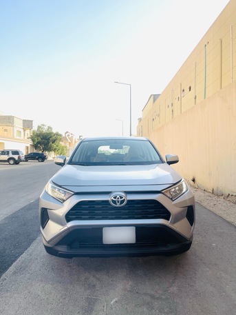 Al Malaz, Vehicles, Cars & Trucks , SAR 79000,  Toyota RAV4,  2022,  Automatic,  80000 KM,    Model , Single Owner.