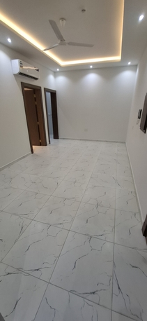 Salmaniya, Apartments, Flats, Houses & Villas, BHD 240/month,  2 BR,  SEMI FURNISHED 2 BHK FLAT FOR RENT INCLUDING EWA