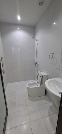 Salmaniya, Apartments, Flats, Houses & Villas, BHD 240/month,  2 BR,  SEMI FURNISHED 2 BHK FLAT FOR RENT INCLUDING EWA