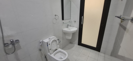 Salmaniya, Apartments, Flats, Houses & Villas, BHD 240/month,  2 BR,  SEMI FURNISHED 2 BHK FLAT FOR RENT INCLUDING EWA