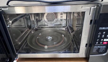 Manama, Household Items, BHD 39,  39 BD New Brand Micowave With Air Fryer Option