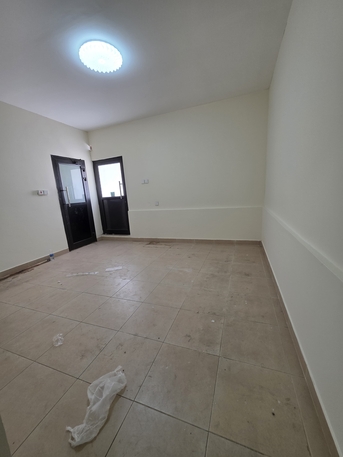 Hidd, Apartments, Flats, Houses & Villas, BHD 180,  1 BR,  Flat With Ewa For Rent In Hidd