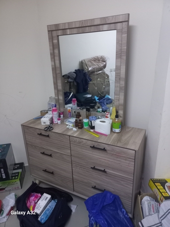 Al Malaz, Furniture, SAR 1000,  Bed,cupboard, Dressing Table For Sale  Price  Negotiable