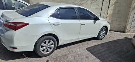 Muharraq, Vehicles, Cars & Trucks , BHD 3300,  Toyota Corolla,  2015,  Automatic,  213592 KM,   2.0 White Color