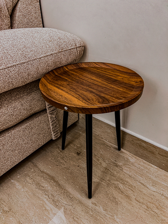 Riyadh, Furniture, SAR 1200,  Modern Walnut Coffee Table Set (Coffee Table + 4 Side Table) &ndash; Like New