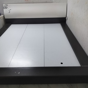 Umm Al Hassam, Household Items, BHD 25,  King Size Bed