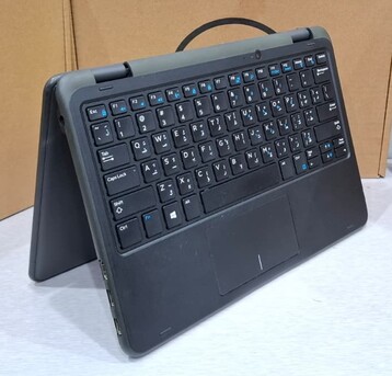 Manama, Computers, BHD 57,  Special Offer DELL 2 In 1 Touch Laptop+Tablet 12" Screen 8GB DDR4 RAM 128GB SSD OS 10 Pro