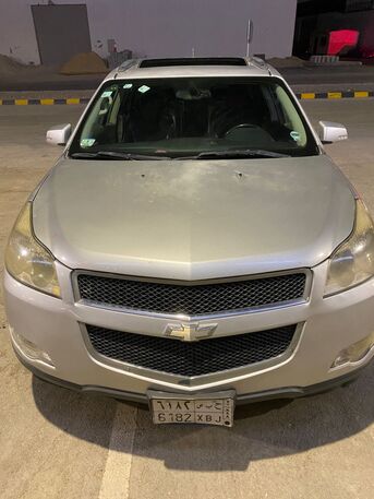 Riyadh, Vehicles, Cars & Trucks , SAR 12000,  Chevrolet Traverse,  2009,  Automatic,  400000 KM,    4x4 Selling For Exit