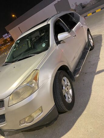 Riyadh, Vehicles, Cars & Trucks , SAR 12000,  Chevrolet Traverse,  2009,  Automatic,  400000 KM,    4x4 Selling For Exit