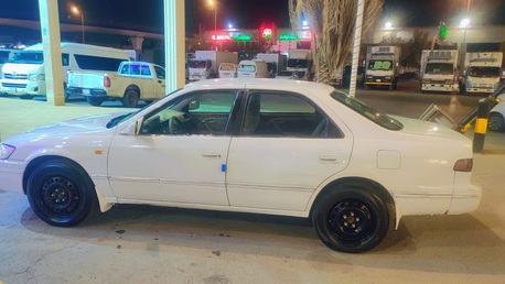 Riyadh, Vehicles, Cars & Trucks , SAR 10500,  Toyota Camry,  2000,  Manual,  562977 KM,   Modol , Manul