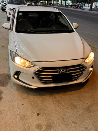 Riyadh, Vehicles, Cars & Trucks , SAR 28000,  Hyundai Elantra,  2018,  Automatic,  279456 KM,   Elantra 1.6. Standard